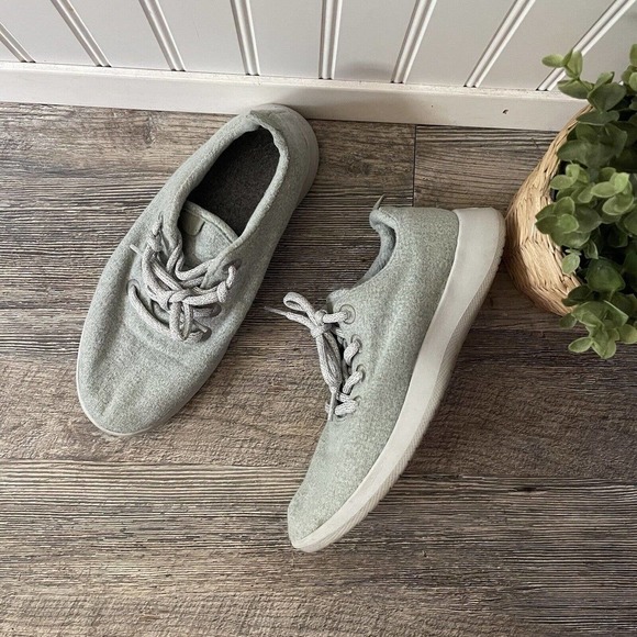 Allbirds Mint Green Wool Runners Size 7 - Picture 1 of 9